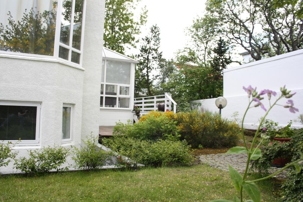 Baldursbra Guesthouse Tjarnargata Reykjavik Exterior photo
