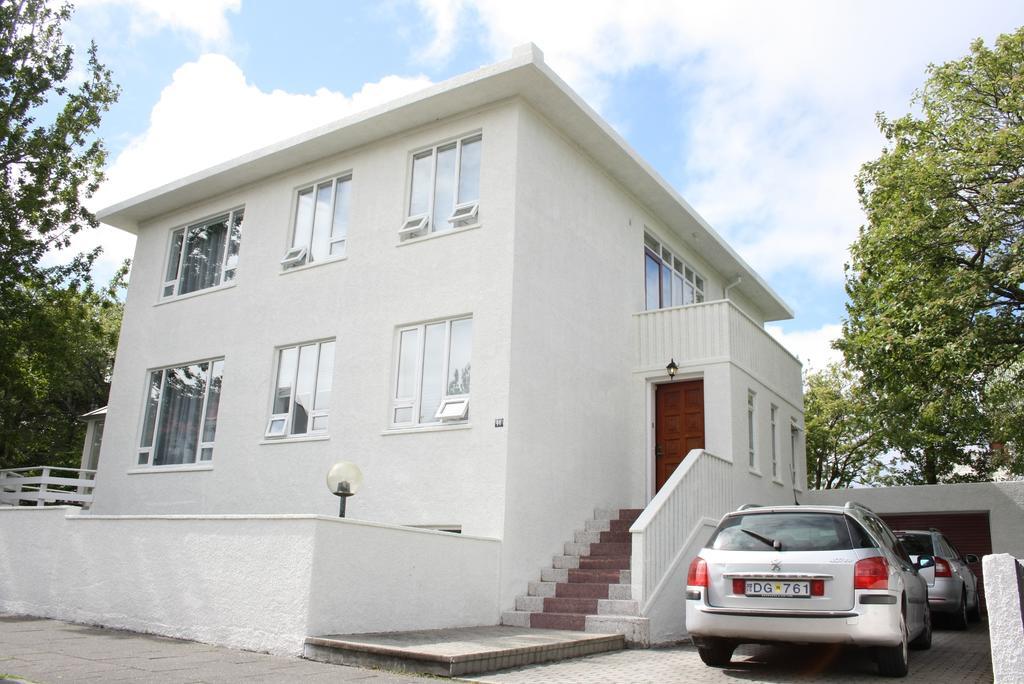 Baldursbra Guesthouse Tjarnargata Reykjavik Exterior photo