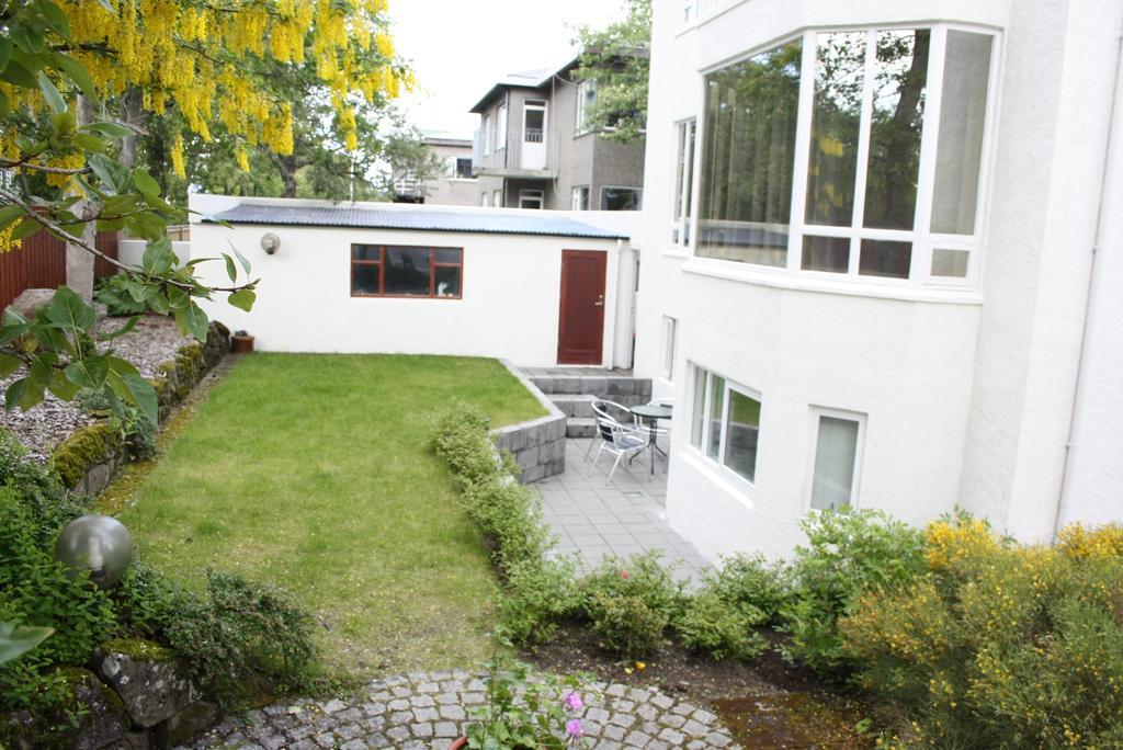 Baldursbra Guesthouse Tjarnargata Reykjavik Exterior photo